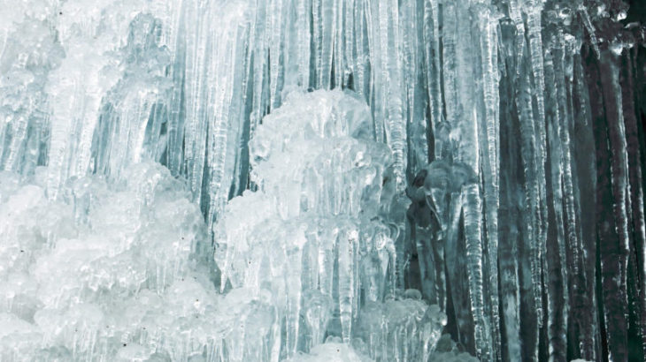 軽油の氷イメージ